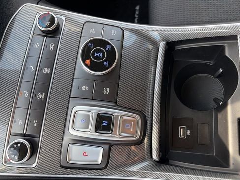 Certified 2023 Hyundai Santa Fe SE image 19