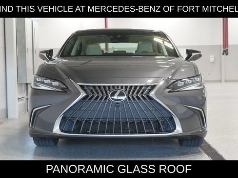 Used 2023 Lexus ES 350 Ultra Luxury w/ Accessory Package (Z2) FWD image 2