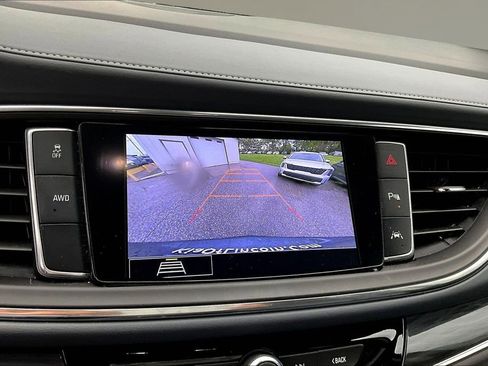 Used 2020 Buick Enclave Premium w/ Sun and Sites Package AWD/4WD image 14