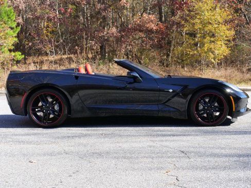 Used 2019 Chevrolet Corvette Stingray Convertible w/ 1LT image 25