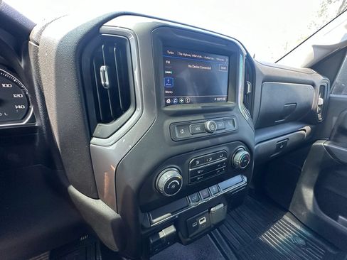 Used 2021 Chevrolet Silverado 2500 Custom w/ Custom Value Package AWD/4WD image 19