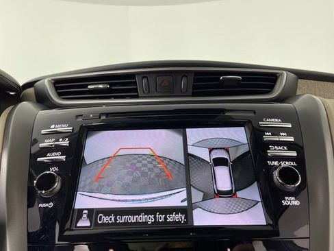Used 2024 Nissan Murano SL image 25