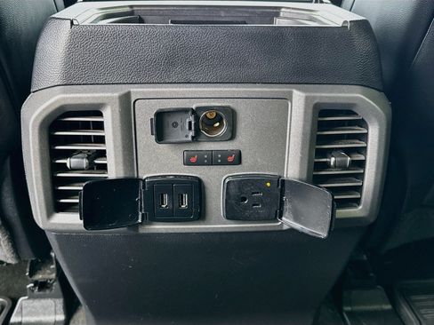 Used 2019 Ford F150 Raptor w/ Equipment Group 802A Luxury AWD/4WD image 17