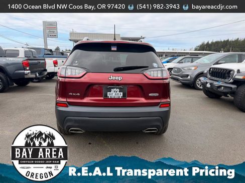 Used 2019 Jeep Cherokee Latitude w/ Popular Appearance Group AWD/4WD image 6