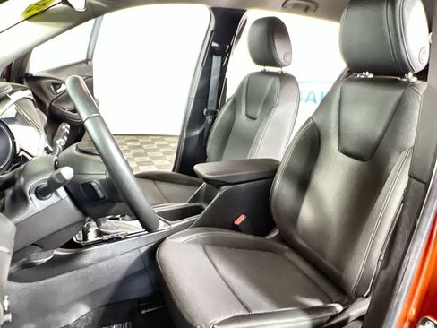 Certified 2023 Buick Encore GX Preferred FWD image 19