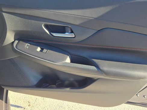 Used 2026 Nissan Sentra SR w/ Floor Mat Package FWD image 4