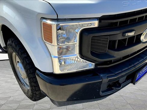 Used 2020 Ford F250 XL w/ Power Equipment Group RWD image 29