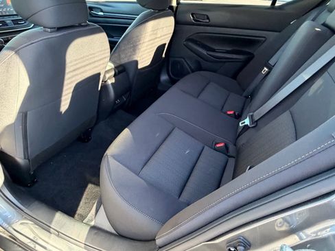 Certified 2025 Nissan Altima 2.5 SV image 15