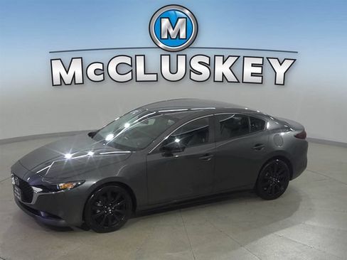 Used 2024 MAZDA MAZDA3 s FWD image 1