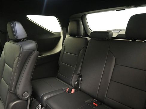 New 2026 Chevrolet Traverse LT w/ Driver Confidence Package image 9