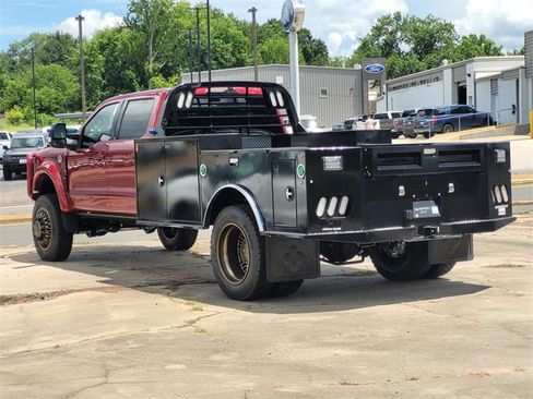 New 2025 Ford F550 4x4 Crew Cab Super Duty image 3