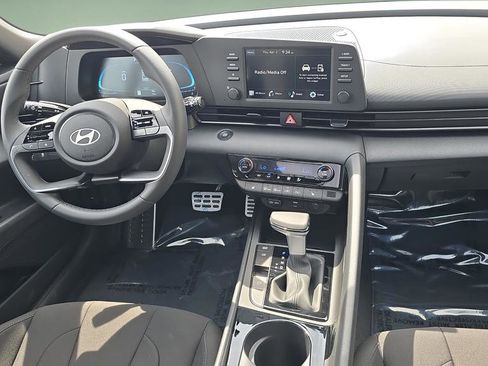New 2026 Hyundai Elantra SEL Sport Premium FWD image 27