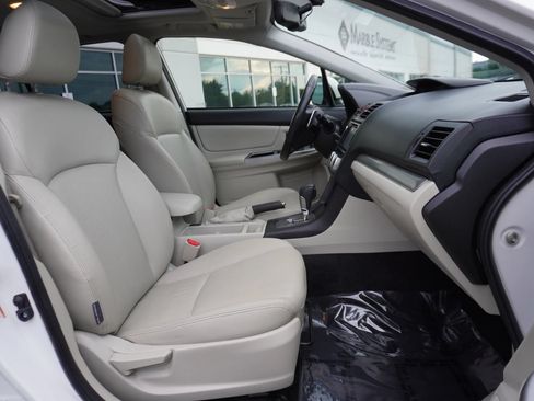 Used 2014 Subaru Crosstrek Touring w/ Popular Package #1 AWD/4WD image 12
