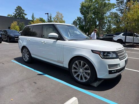 Used 2017 Land Rover Range Rover HSE AWD/4WD image 4
