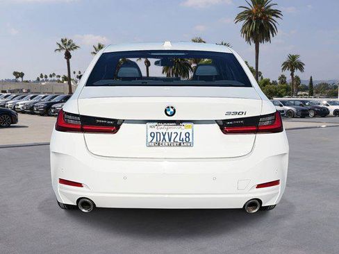 Certified 2023 BMW 330i Sedan w/ Convenience Package image 6