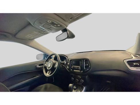 Used 2017 Jeep Compass Sport w/ Cold Weather Group AWD/4WD image 18