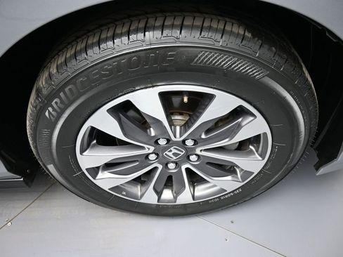 Certified 2023 Honda Odyssey EX-L image 13