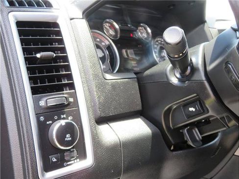 Used 2017 RAM 2500 Limited AWD/4WD image 13