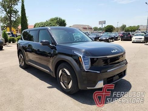 New 2026 Kia EV9 Light image 1