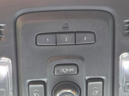 Used 2024 Chevrolet Tahoe Z71 w/ Z71 Off-Road Package AWD/4WD image 22