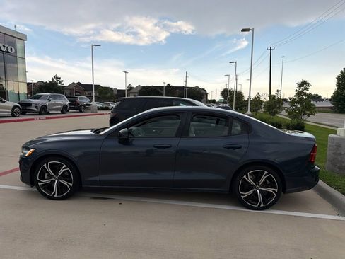 Used 2024 Volvo S60 B5 Core FWD image 7