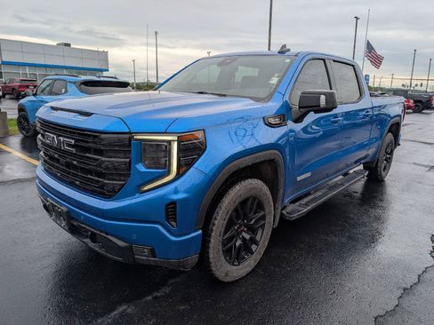 Used 2024 GMC Sierra 1500 Elevation w/ Elevation Premium Package AWD/4WD image 4