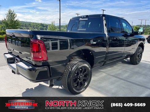 New 2026 RAM 2500 Laramie AWD/4WD image 21