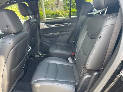 Used 2020 Cadillac XT6 Premium Luxury image 19