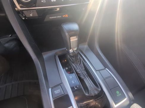 Used 2018 Honda Civic EX-T image 22
