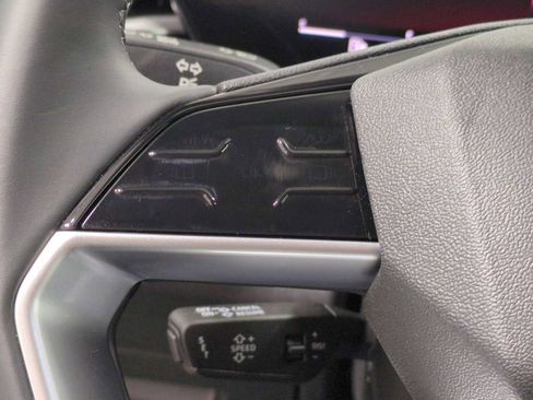 New 2025 Audi Q5 Premium image 18