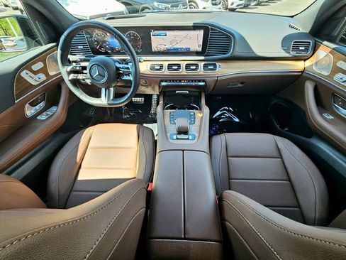 Certified 2025 Mercedes-Benz GLS 450 4MATIC image 27