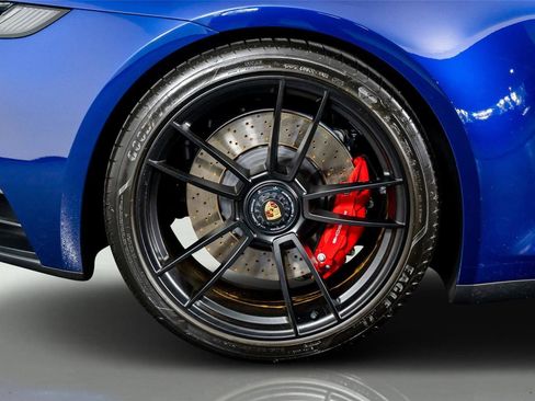 Used 2024 Porsche 911 Carrera GTS w/ Premium Package RWD image 9