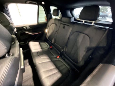 Used 2020 BMW X5 xDrive40i w/ Convenience Package image 28