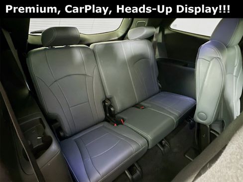Used 2024 Buick Enclave Premium image 29