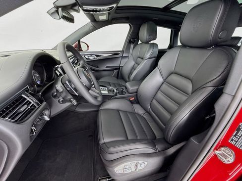 New 2026 Porsche Macan S image 5