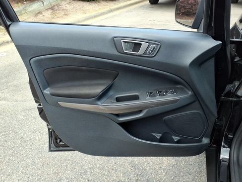Used 2020 Ford EcoSport SE w/ SE Convenience Package FWD image 7