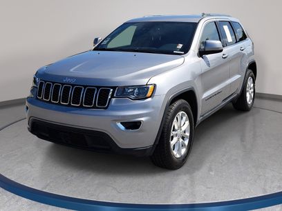 Used 2021 Jeep Grand Cherokee Laredo