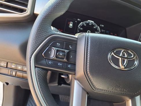Certified 2025 Toyota Sequoia SR5 AWD/4WD image 22