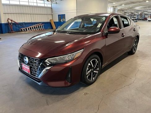 Used 2024 Nissan Sentra SV FWD image 7