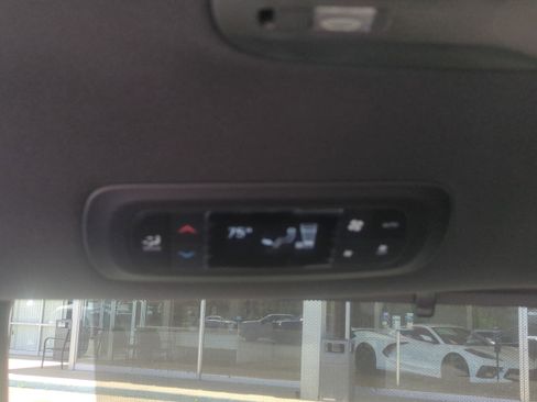 Used 2026 Chrysler Voyager LX FWD image 29