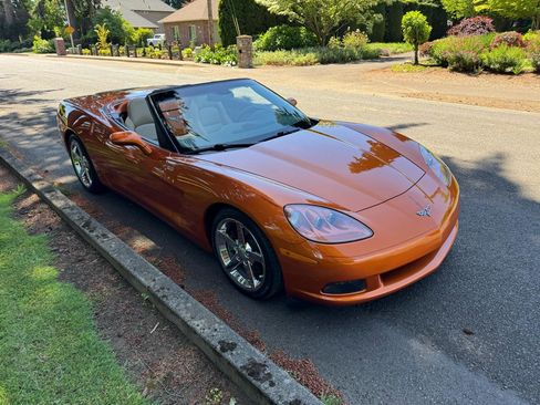 Used 2008 Chevrolet Corvette Convertible RWD image 14