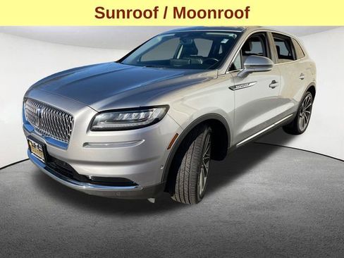 Used 2023 Lincoln Nautilus Reserve w/ Equipment Group 201A image 5