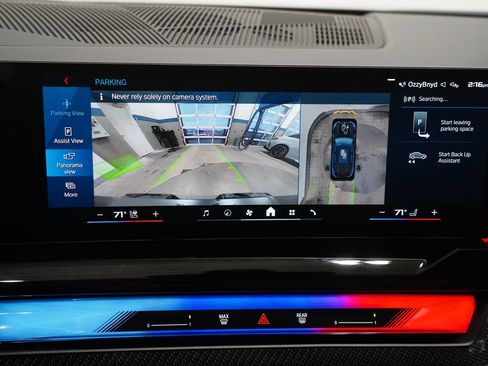 Used 2025 BMW M5 Touring image 24