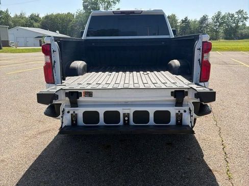 Used 2024 Chevrolet Silverado 3500 High Country w/ High Country Premium Package AWD/4WD image 25