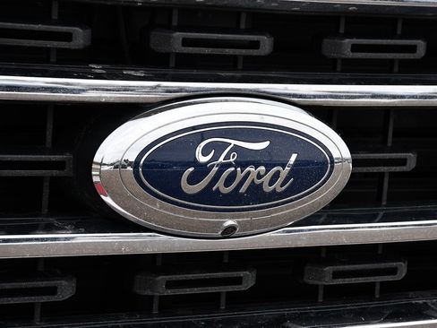 Used 2022 Ford F150 XLT w/ Equipment Group 302A High image 34