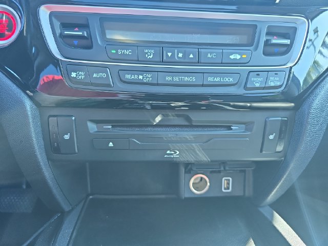 Used 2019 Honda Pilot Touring image 27