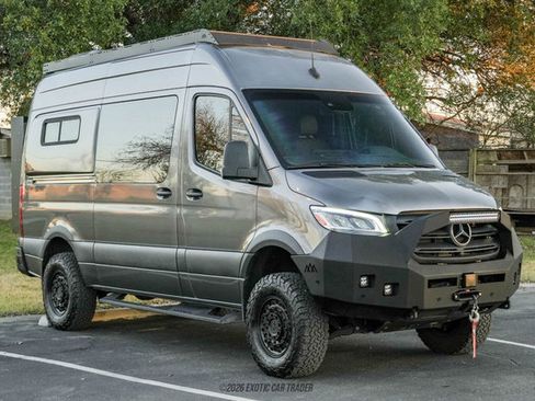 Used 2022 Mercedes-Benz Sprinter 2500 image 12