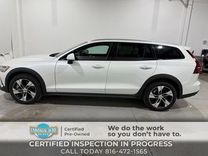 Used 2025 Volvo V60 B5 Cross Country Plus