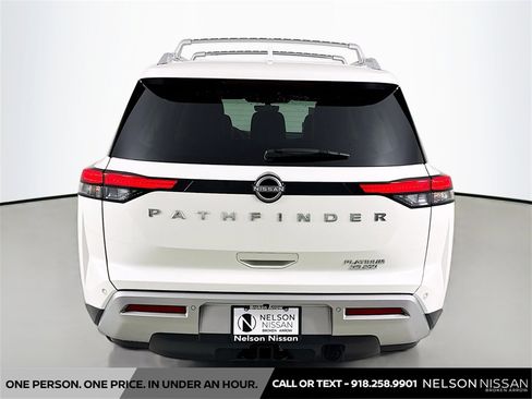 Certified 2024 Nissan Pathfinder Platinum image 6