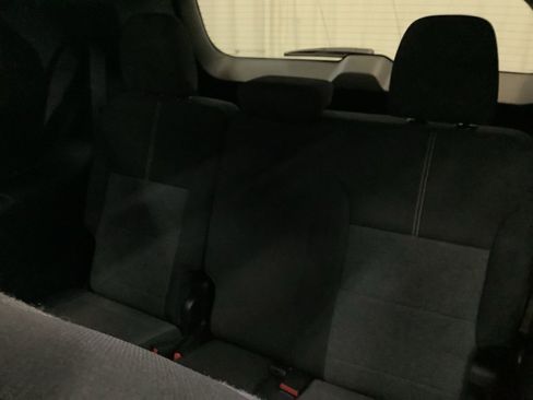 Used 2025 GMC Acadia Elevation image 26